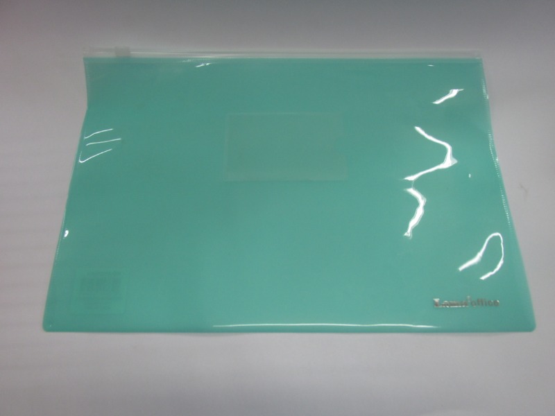 SOBRE PVC A4 C/CIERRE ZIP HORIZ.OPACO
